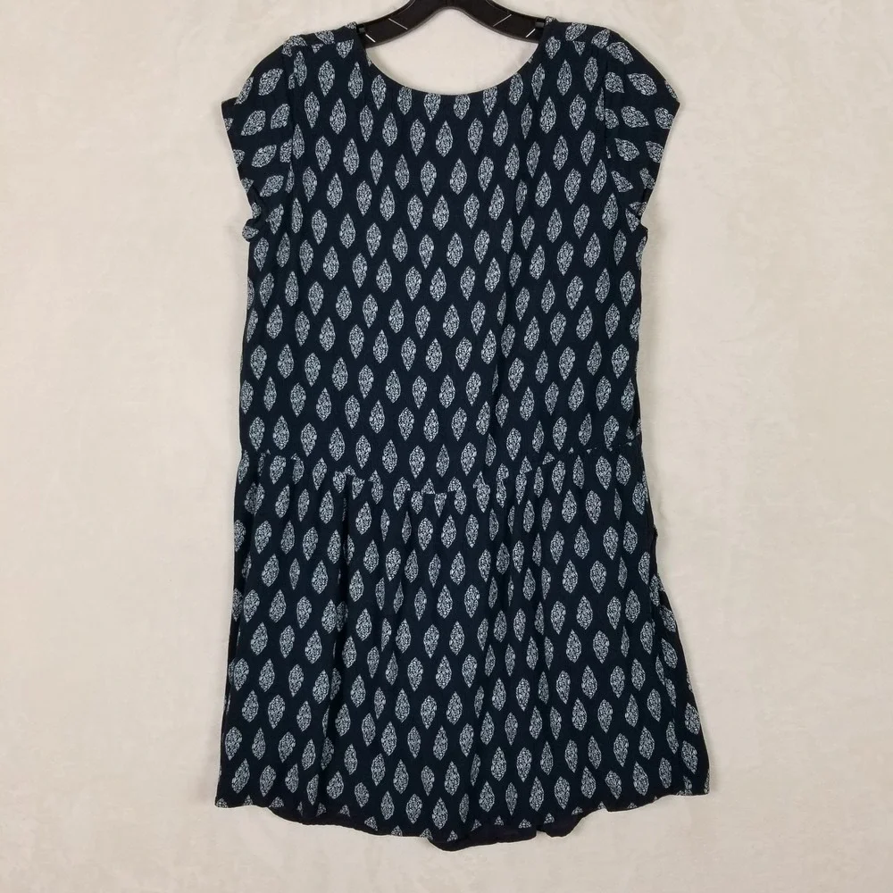Garnet Hill Dress Womens Small Navy Blue Leaf Print V-Neck Ecovero Viscose Shift